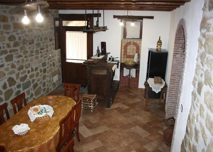 Argimusco 3* מונטאלבאנו אליקונה