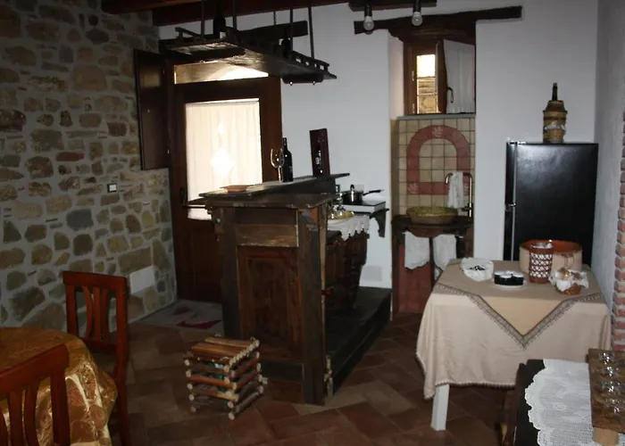 לינה וארוחת בוקר Argimusco מונטאלבאנו אליקונה